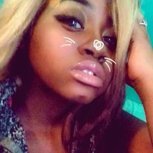 Meet your Posher, Inesha